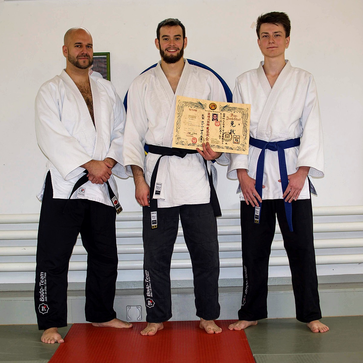 Erfolgreiche Dan-Prüfung von Kevin Hurni